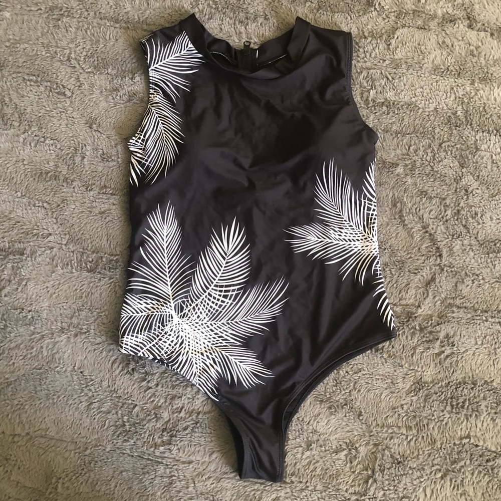 One piece swimsuit